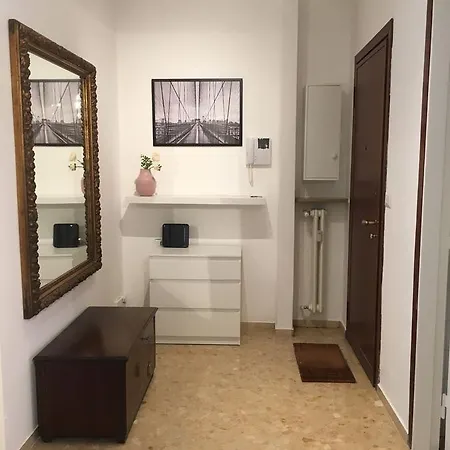 Vintage Piazza Risorgimento Apartment